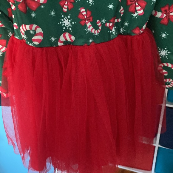 Candycane dress. - Picture 4 of 5